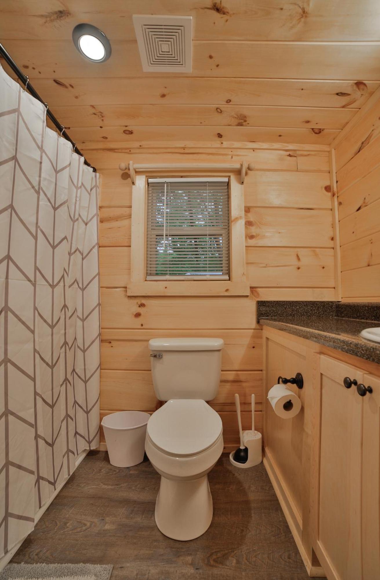 Martha Cabin Tiny Cabin By Downtown チャタヌーガ エクステリア 写真