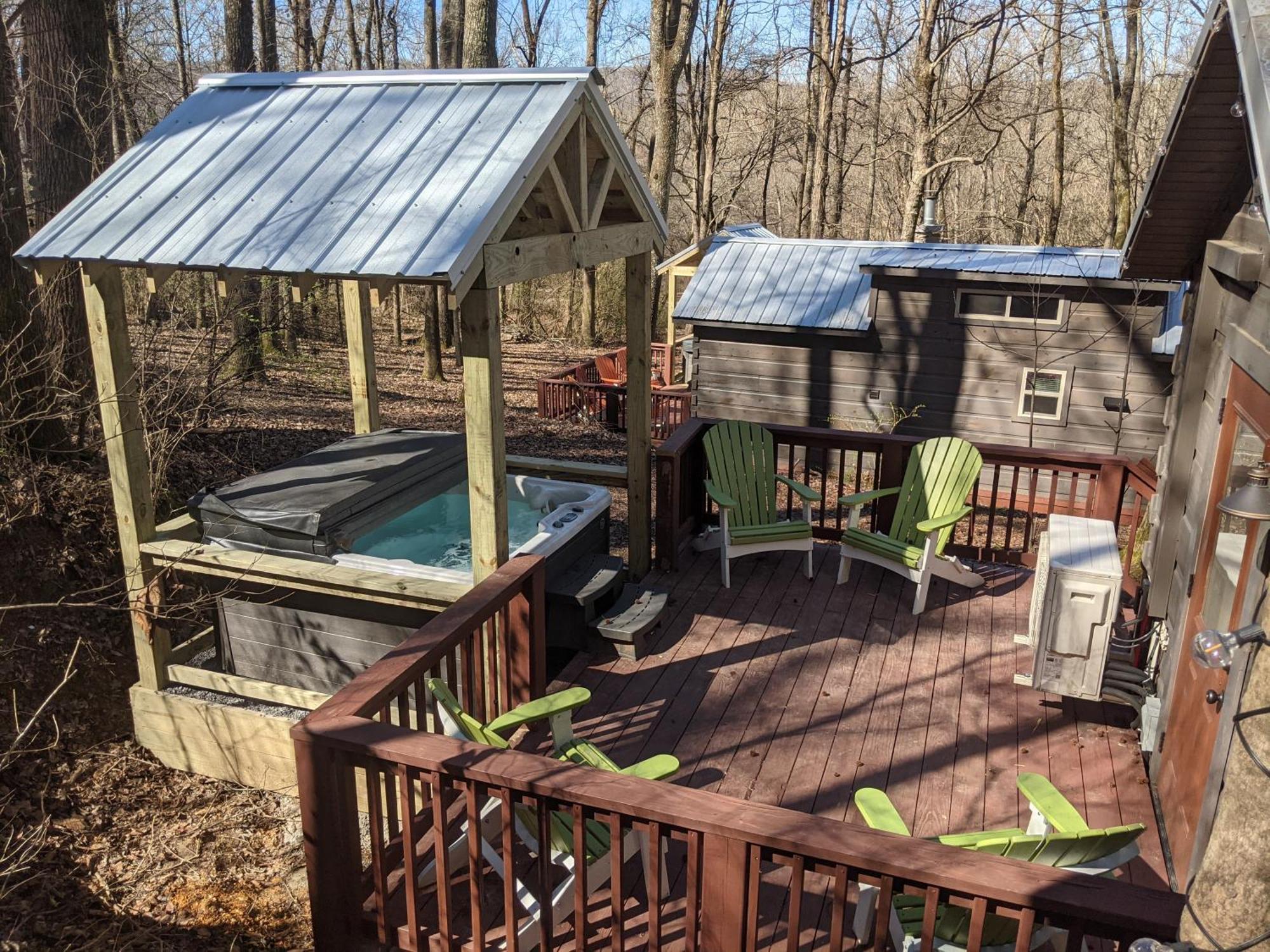 Martha Cabin Tiny Cabin By Downtown チャタヌーガ エクステリア 写真