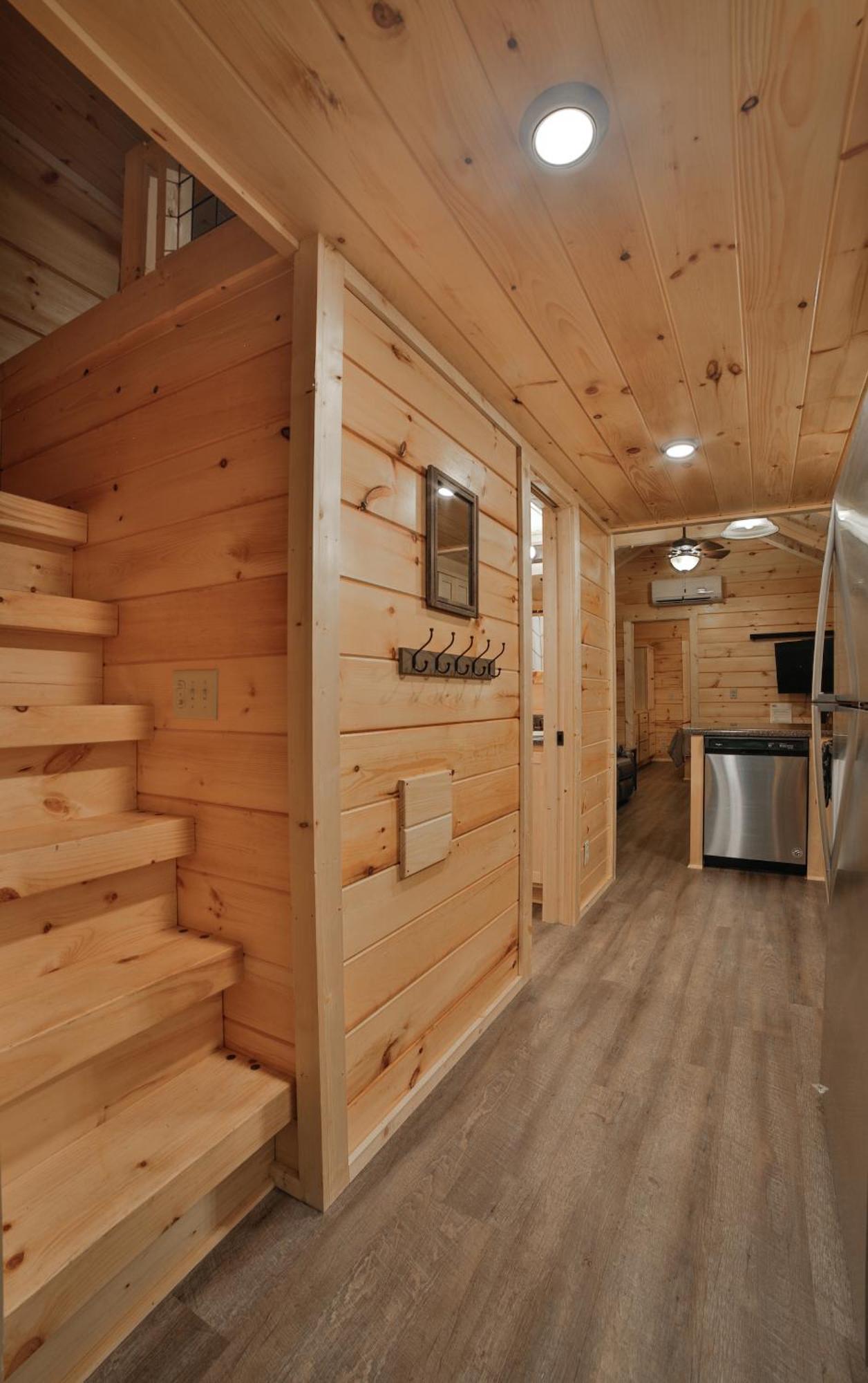 Martha Cabin Tiny Cabin By Downtown チャタヌーガ エクステリア 写真