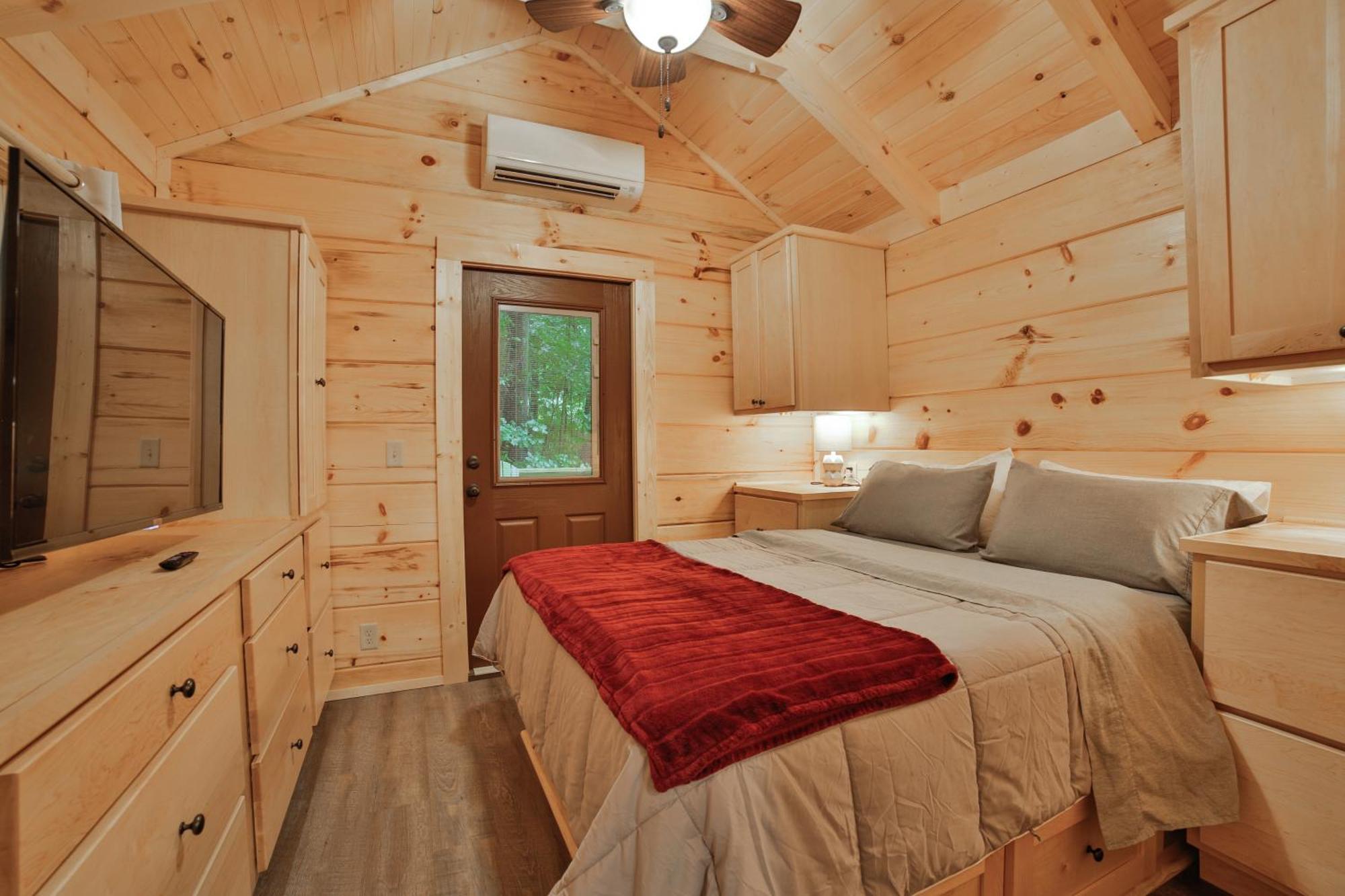 Martha Cabin Tiny Cabin By Downtown チャタヌーガ エクステリア 写真